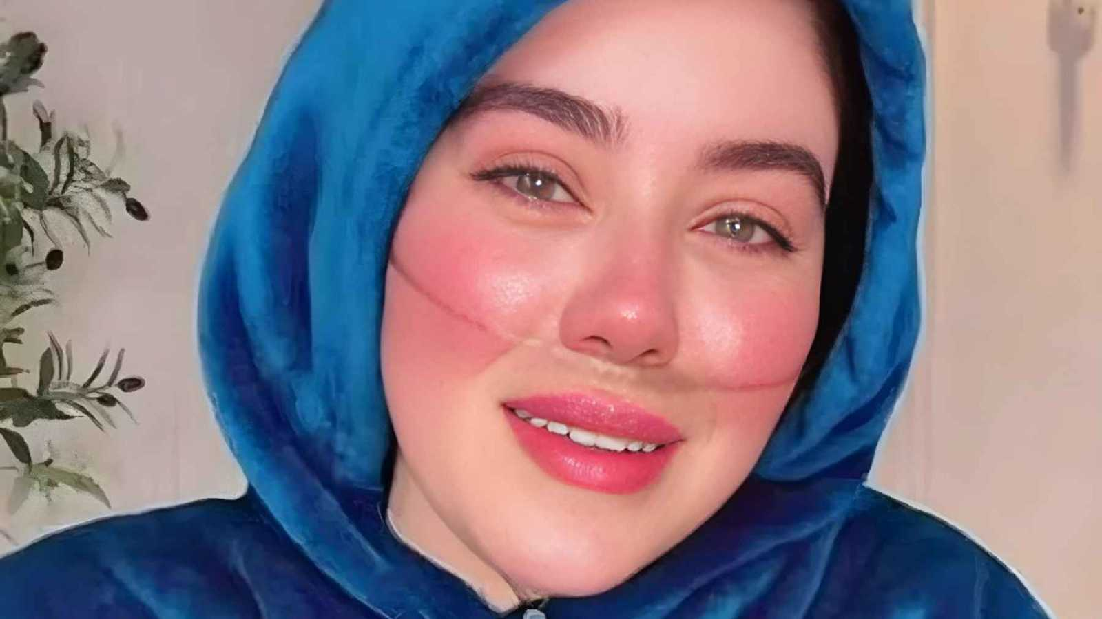 دنيا فؤاد.jpg