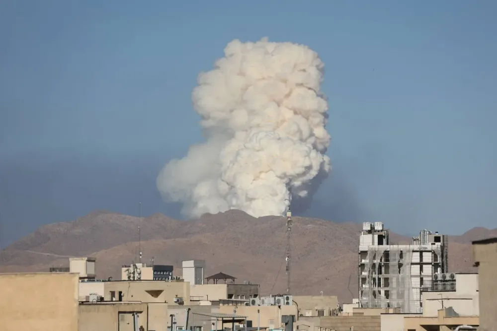 قتلى جرحى بهجوم إسرائيلي غرب إيران