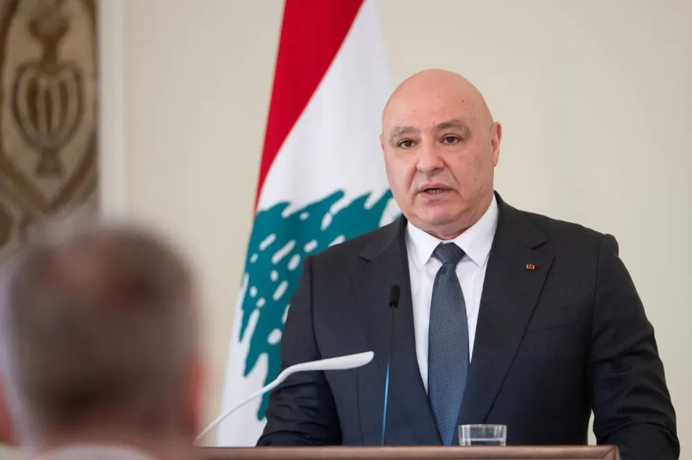 "بيبيع اللي واقف حدّو".. هجوم إيراني على الرئيس عون!