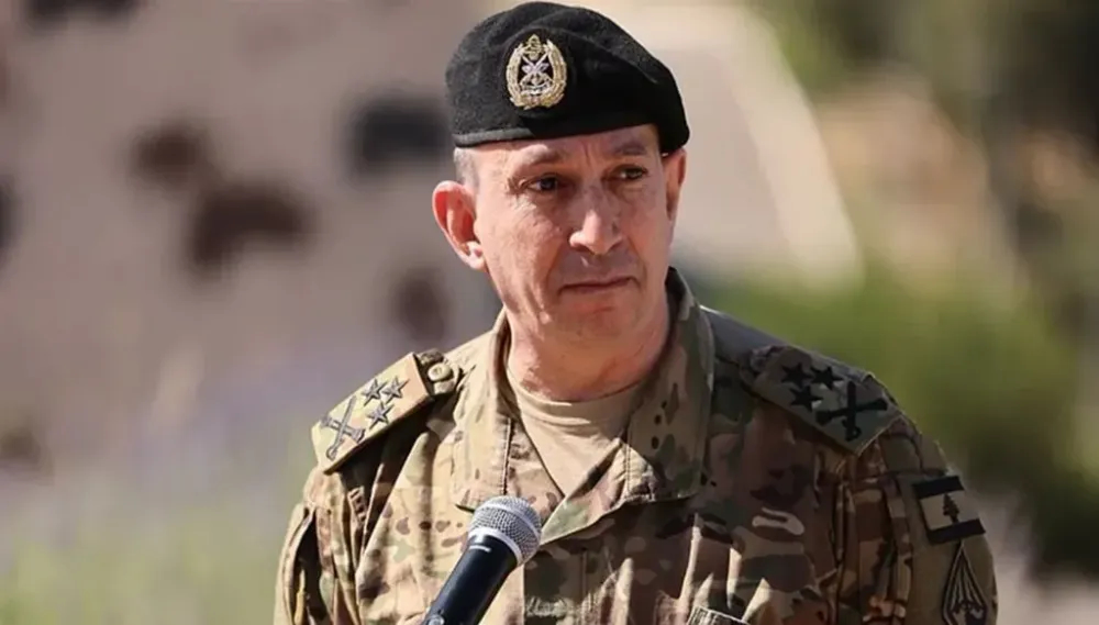 هل تريد واشنطن من عون إقالة قائد الجيش؟