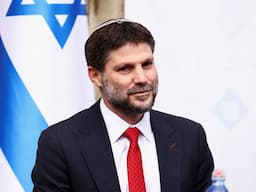 سموتريتش: القرى التي دمرناها في جنوب لبنان لن يعاد بناؤها!