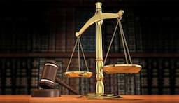 دعوى قضائية تلاحق القاضي الذي افرج عن العميل