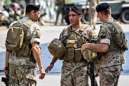 ما ارتكبوه خطير… هذا السبب وراء مداهمة الجيش لمحطات المحروقات