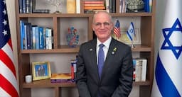 وسيلة إعلامية لبنانية تجري مقابلة مع سفير إسرائيلي.. إليكم التفاصيل