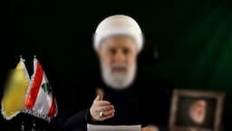 الشيخ قاسم: لن نسلّم السلاح.. وباراك سعى إلى خلق فتنة!
