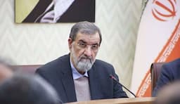 رضائي: أطلقنا 400 صاروخ.. وفوردو محصّنة