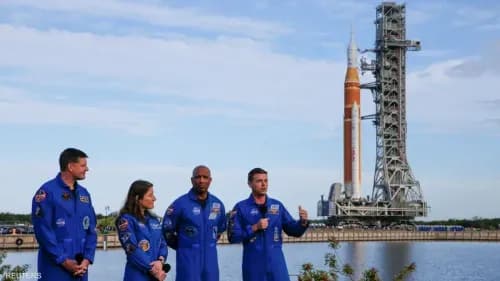 هل سيشهد القمر أول خطوة بشرية منذ 51 عاماً؟