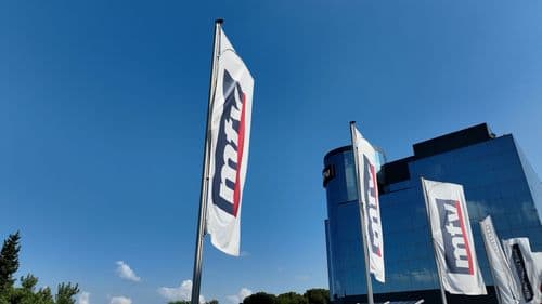 لقطة واحدة أشعلت الجدل… مراسل MTV يظهر من إسرائيل؟!