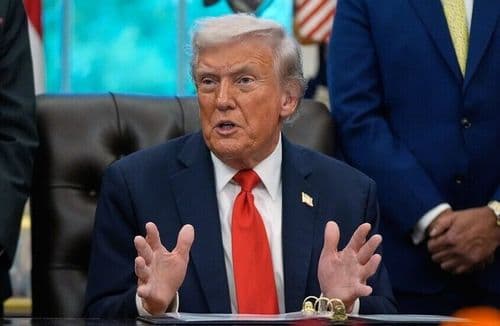 ترامب يكشف سرًّا عن تفجيرات البيجر