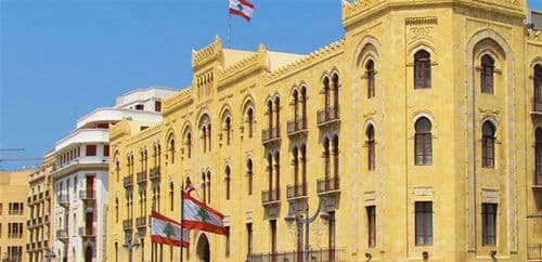 محافظ بيروت يطلب حصر الدعاية الإنتخابية باللوائح الإعلانية