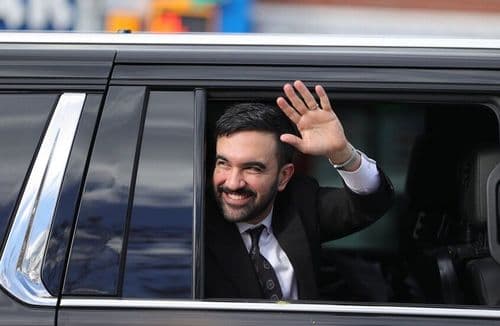 خصم ترامب ونتنياهو يقترب من رئاسة نيويورك… من هو زهران ممداني؟