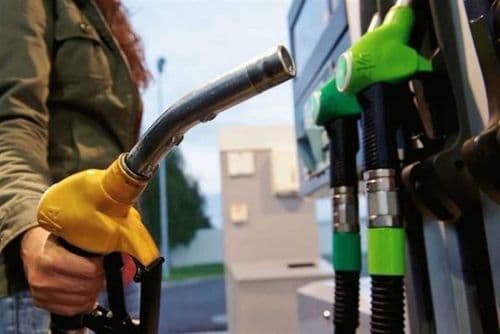 أسعار المحروقات تنخفض.. إليكم الأرقام الجديدة!