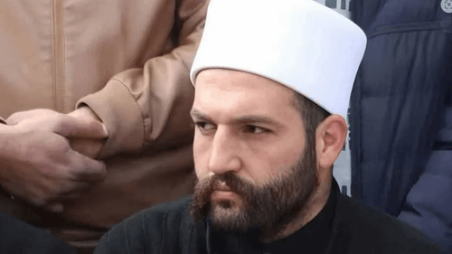 ما حقيقة تواجد الشيخ ليث البلعوس في عاليه؟ 