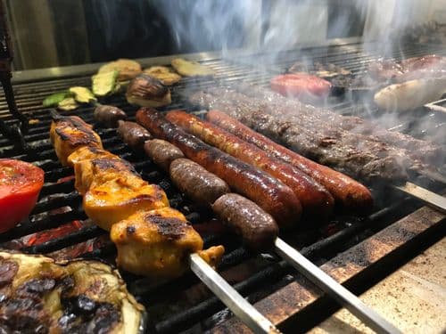 هذه هي المطاعم التي تلقت إنذاراً في الضاحية!