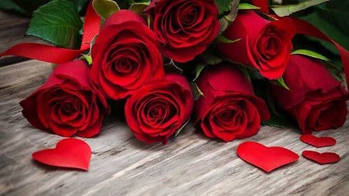 إذا الذهب طاير والوردة بـ10 دولار.. شو رح تهدو على عيد الحب؟