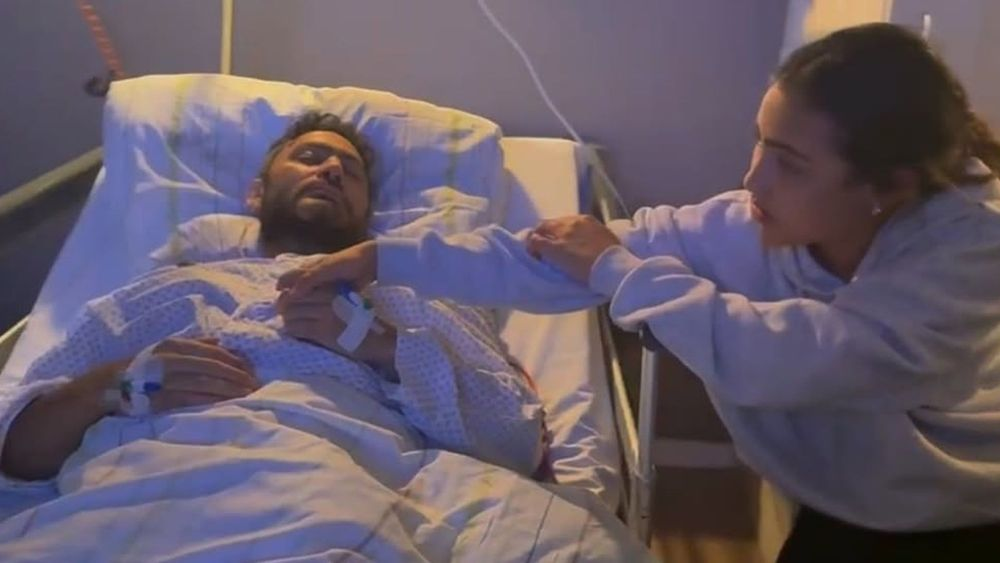 "يحتاج للدعاء".. تفاصيل تثير القلق حول حالة تامر حسني