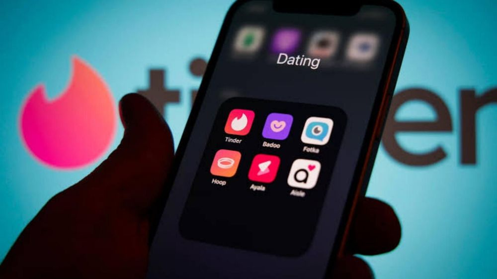 بـvideo call أوقعهنّ في الكمين... وهكذا انتهى به الأمر!