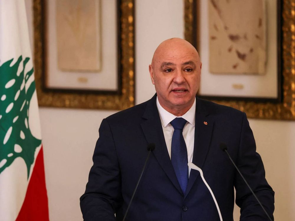 لبنان في الحضن العربي... وموقف مفاجئ من الحركة