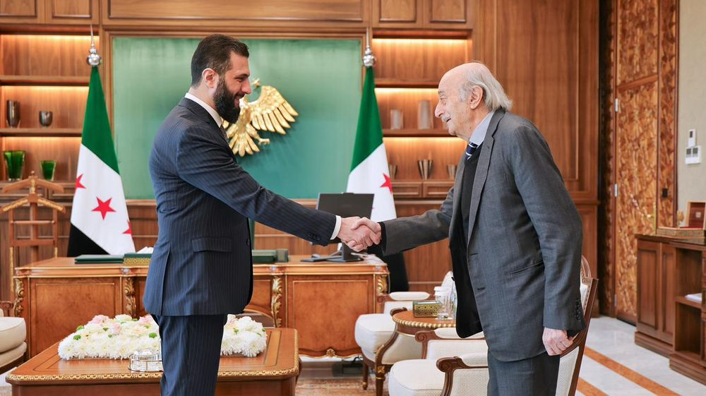 هذا ما جرى في اللقاء بين جنبلاط والشّرع