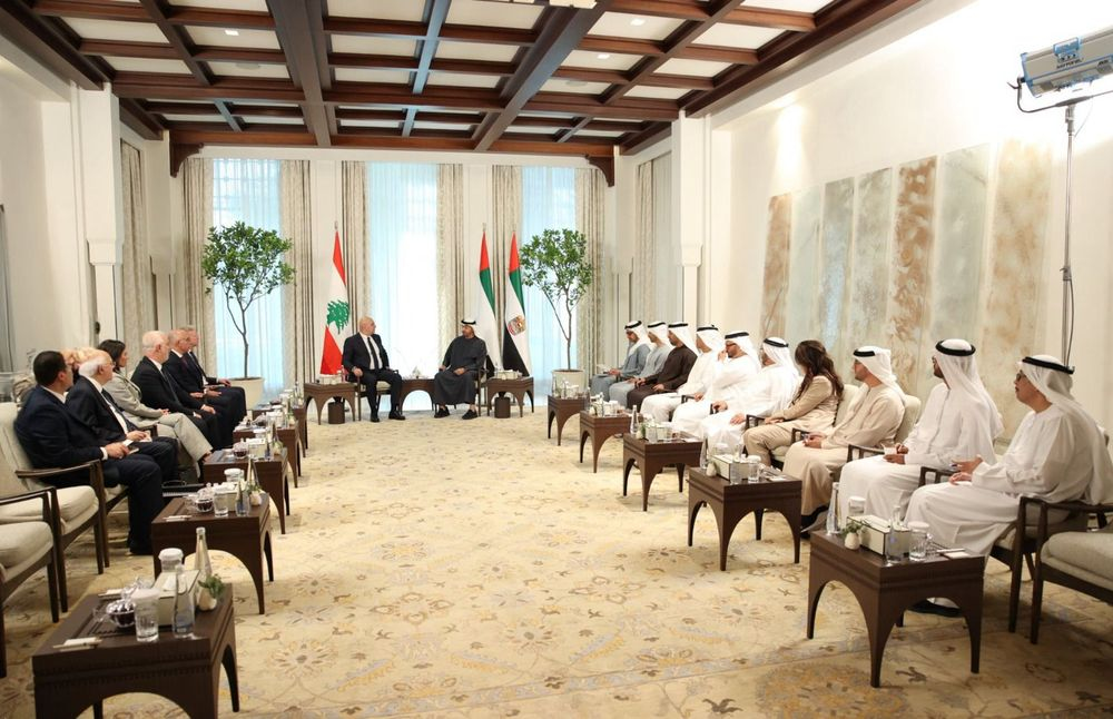 عون من الإمارات: الماضي أصبح وراءنا!