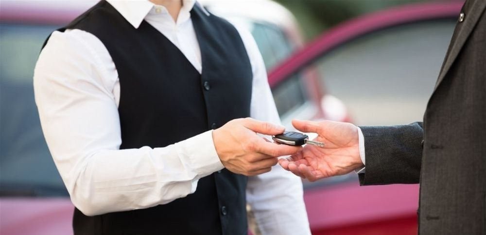 كم ستدفعون مقابل الـValet Parking؟ قرار جديد في لبنان!