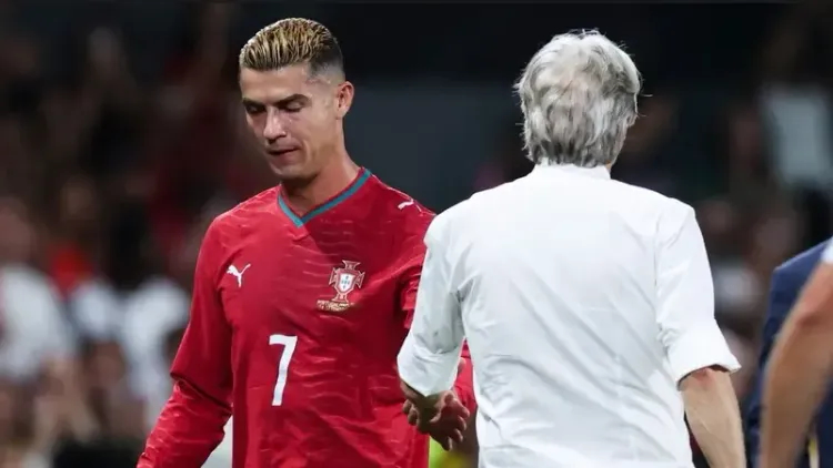 "حضّرت رسالة وداع"... رونالدو يكشف سبب خروجه من منتخب البرتغال